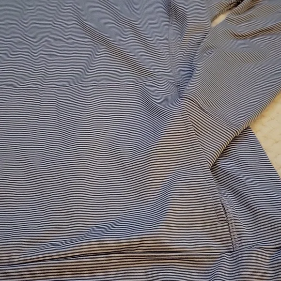 Top - Picture 3 of 3